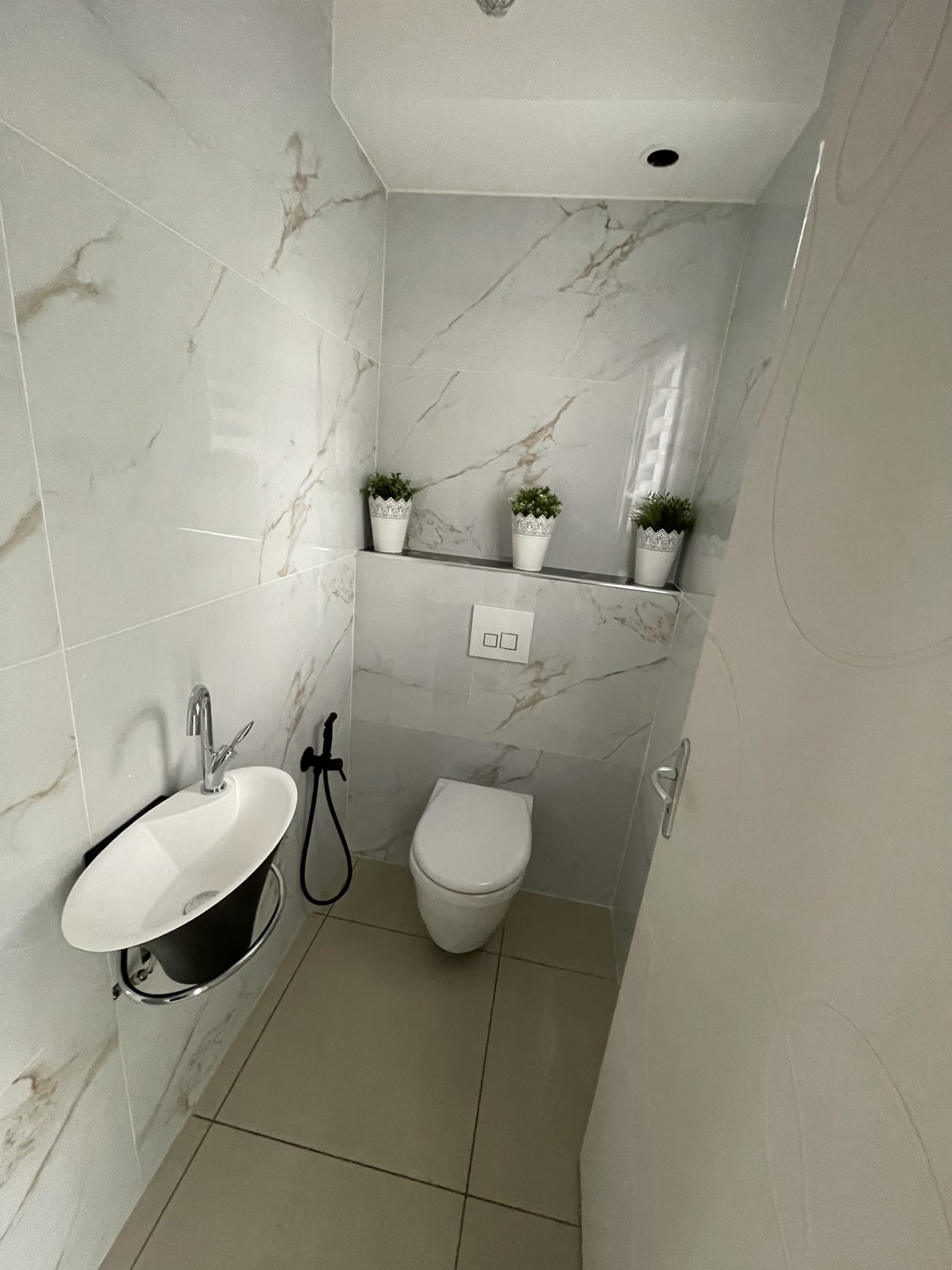 Projet de rénovation d'appartement avec menuiserie et aménagement personnalisé